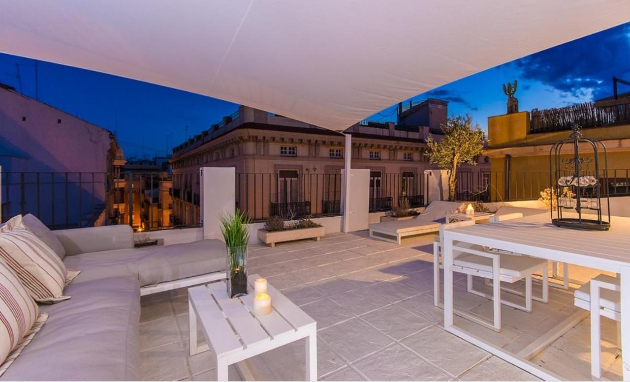 No Turistic Rental, Duplex Penthouse In The Historic Center, Valencia, Ideal For Those Looking To Stay In The City For A Season, Including Professionals And Students Eksteriør billede